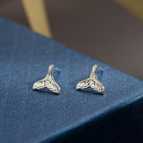 Fish Tail Stud Earrings For Women Trend Simple Personality Sea Wave Totem Sweet Mermaid Korean Girl Lady Daily Jewelry Wholesale