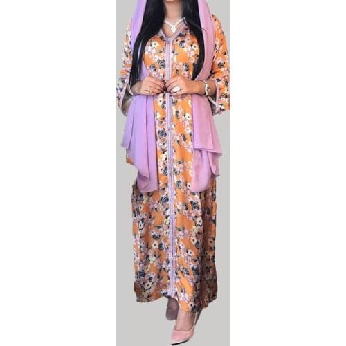 2021 Summer New Womens Dress Muslim Printing V-neck Long Sleeve Oversize African Casual Fashion Western Style Temperament Robe