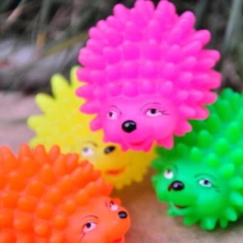 Pet Dog toy random color Evade Glue Cute Hedgehog Shape Pet Dog Puppy Squeaky Chew Toy Squeaker Ball Funny dog toys training hot