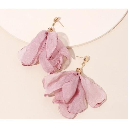 Romantic Lace Flower Petal Dangle Earrings for Women Girl Gold Color Alloy Purple Yarn Drop Earrings Statement Wedding Jewelry