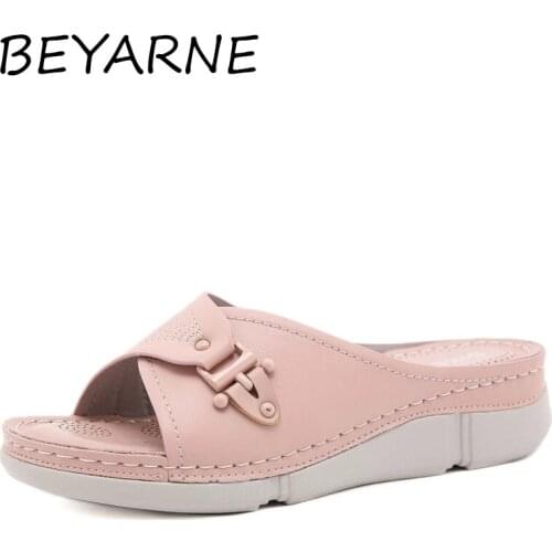 BEYARNE Summer leather soft-soled beach womens slippers lightweight and comfortable mid-heel wedges non-slip open-toe womens