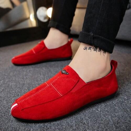 Men Casual Shoes 2021 Fashion Slip-On Moccasin Driving Shoes Soft Comfortable Breathable Flats Sneakers Black Gray Red Loafers
