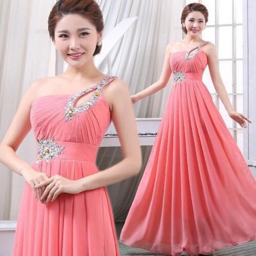 2021 New Slim Ruffles Banquet Evening Dress One-shoulder Elegant Dinner Host Prom Dress Banquet Long Celebrity Ball Gown A250