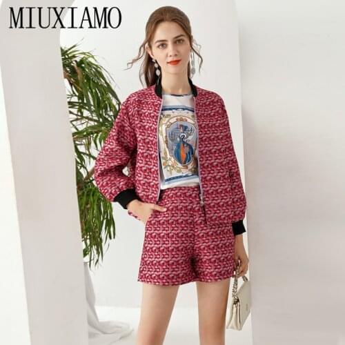 MIUXIMAO 2021 Spring Summer New Long Sleeve Zipper Jacket Tops and Mini Casual Shorts Fashion Women Two Piece Set Vestidos