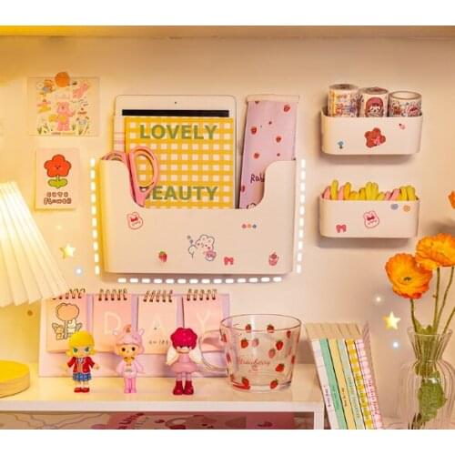 Dormitory bed on the wall of the artifact storage rack J03