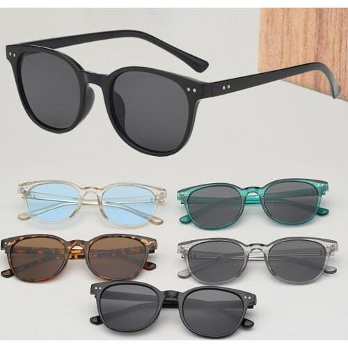 Fashion Small Black Frame Women Men Vintage Sunglasses Brand Eye Protective Punk Glasses Trendy Driving Bicycle Classic Eyewear