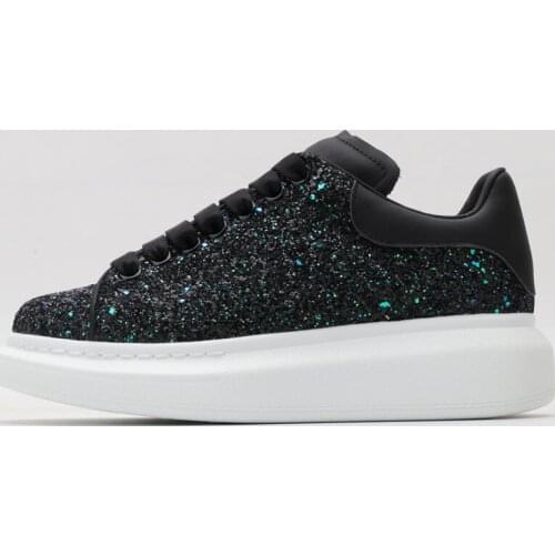 Leather Casual Shoes Men Luxury Designer Moccasins Men Brand Sneakers Handmade Breathable Comfortable British Style Men Shoes