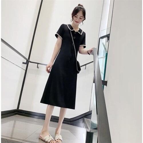 Mid-length Hepburn skirt 2021 new summer short-sleeved waist and thin black temperament dress female forest style