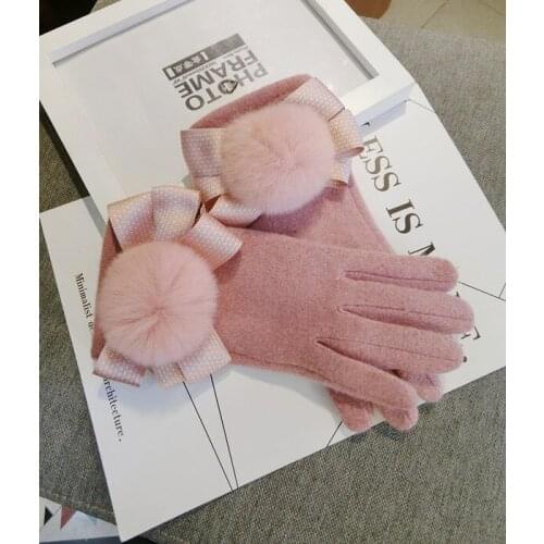 Cashmere Celebrity Butterfly Hair Ball Double Layer Warm Gloves for Women In Winter Gloves Disposible Lace Gloves Black Gloves