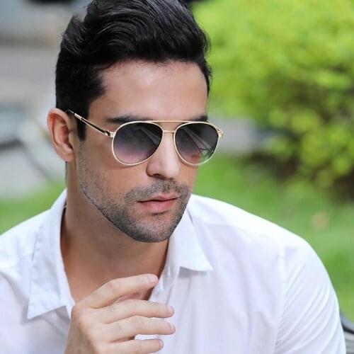 Fashion Mens Polarized Sunglasses High Quality Designer Driving Glasses Outdoor Male Metal Alloy Frame Gradient Lens Oculos Uv