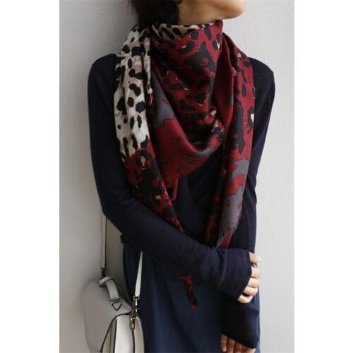 100%fine wool women fashion mix color leopard print thin scarf shawl pashmina kerchief 120x120cm retail wholesale