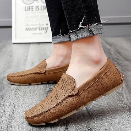Hollow moccasin mens shoes leather casual loafer shoes lazy boat mens flat-bottom light weight slip-on Italian shoes