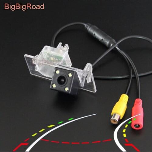 BigBigRoad Car Intelligent Dynamic Trajectory Tracks Rear View Parking Camera For Skoda Superb Derivative 2013 2014 2015 2016