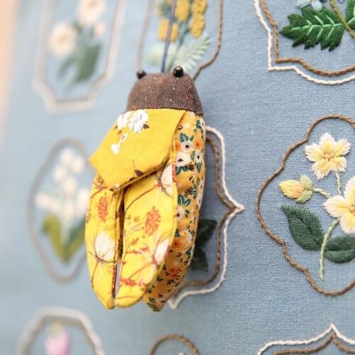 Handmade Patchwork DIY Embroidery Kit Keychain of Animal Cicada Sewing Stitch Needlework Handcraft Sewing Art Decor Gift