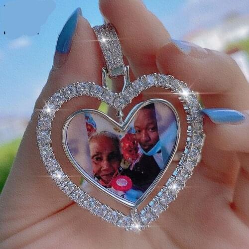 1 Hip Hop Custom Jewelry Made Photo Heart Rotating Double-sided Iced Out Bling Cubic Zircon Necklace Pendant for Men and Women