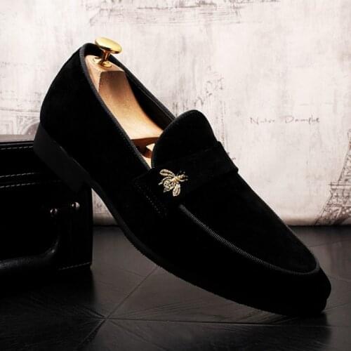 High quality designer breathable mens shoes, loafers, embroidered bean shoes, mens luxury driving shoes b86