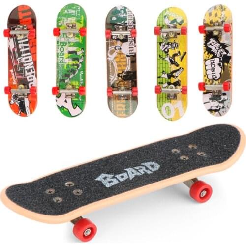 1PC Kids Mini Finger Board With Two Wheel Creative Fingerboard Skate Boarding Toys New Design For Children Decompression Toy
