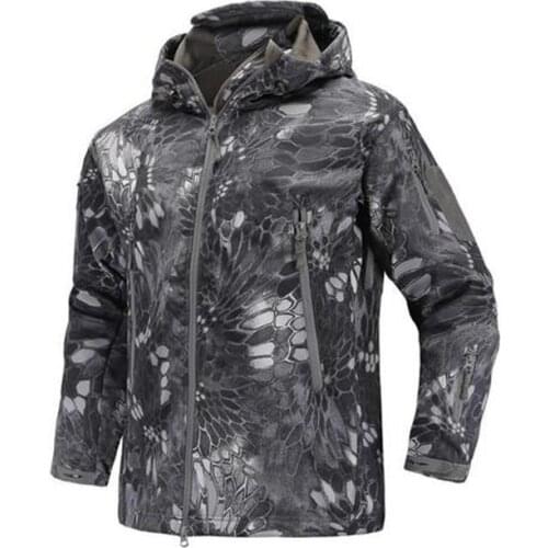 New 2018 Brand men Clothing Mens soft shell Military Camouflage Fleece Jacket Army Tactical Clothing