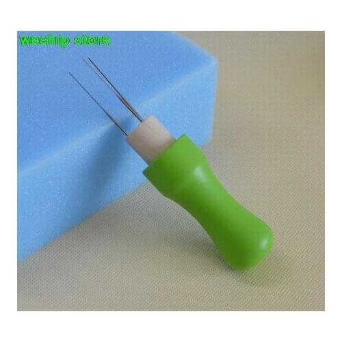 Japan Hiroshima TULIP wool felt with wooden grip for 3 needles length=8cm(without needles) (fine needle)