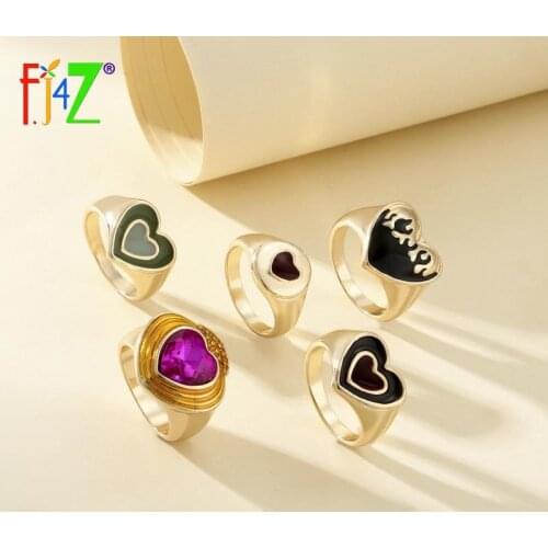 F.J4Z Hot Trend Heart Rings for Women Retro Korean Style Enamel Heart Top Finger Ring Lady Special Gifts for Party pierścienie