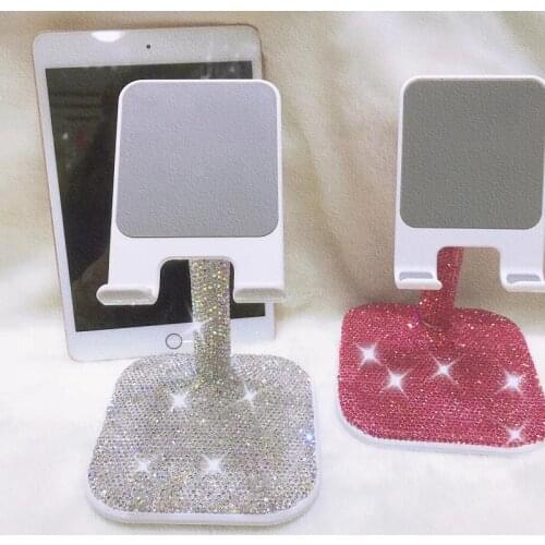 Shiny Net Red Telescopic Live Broadcast Frame Car Mobile Phone GPS Navigation Bracket Fast Charger Holder Desktop Ornaments