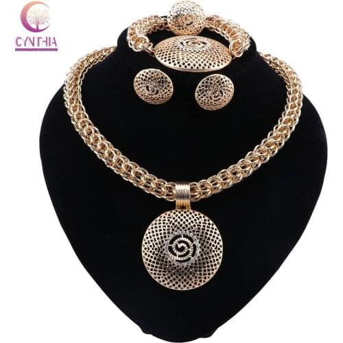 CYNTHIA Exquisite Dubai Womens Jewelry Set Gold color Necklace Earrings Ring Bracelet Trendy Nigerian Wedding Jewelry Popular