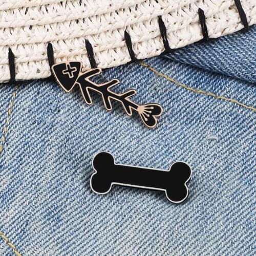 Cute brooches fish bone cat bones black cartoon pin badge for women brooch denim bag Accessories kids gift game Jewelry