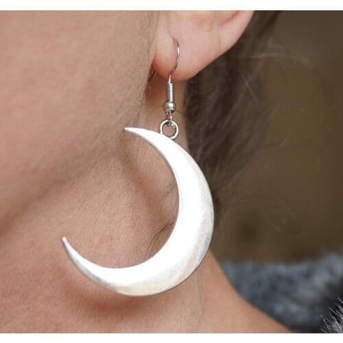 2020 New Trendy Trend Big Half Moon Metal Drop Earrings For Women Moon Earrings Cool Punk Jewelry Fit Women Gifts
