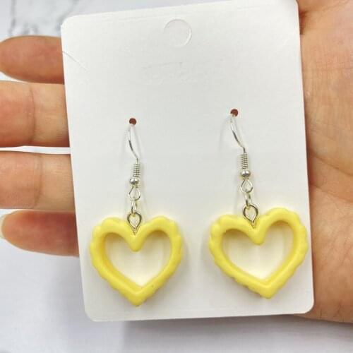 The latest beautiful and cute hollow love earrings earrings girls girls ladies birthday gifts cute fashion colorful earrings