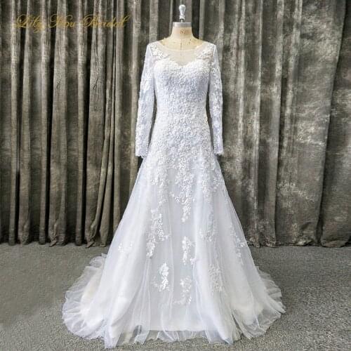 Modest Long Sleeve Wedding Dresses Real Sample Beaded Sequins Lace Appliques Bridal Gowns with Buttons