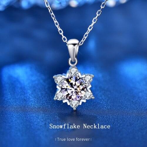 Korea S925 Silver Shiny 1 Carat Moissan Diamond Pendant Necklace Ladies Fashion Clavicle Necklace Party Exquisite Jewelry Gift