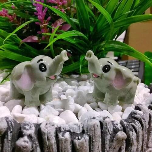 Resin Craft Flower Pot Micro Landscape Decoration Miniature Multicolor Signpost Horse Cow Deer Lion Elephant Decor 1Piece