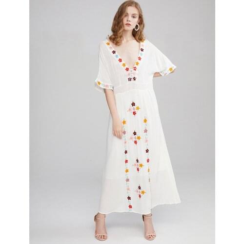 Summer new Bohemian travel holiday seaside beach long dress national style flower embroidery vintage dress white dress