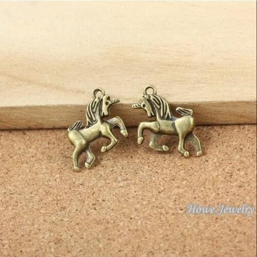 18 pcs quality Antique bronze Chinese Zodiac Horse Pendant Alloy DIY Fashion charm Bracelet Necklace Jewelry Accessories 10043