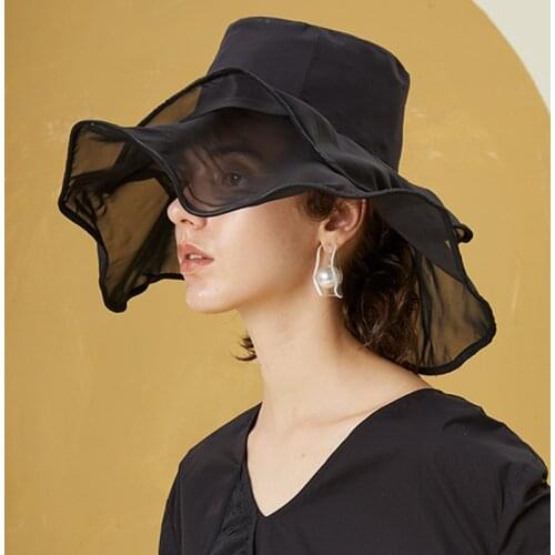 Original Charming Artsy Clear Acrylic Faux Pearl Stud Earrings For Women Unique Minimalist Earrings 2018 Girls Brincos Jewelry