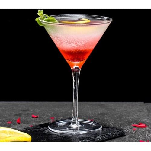 Cocktail triangle glass glass goblet crystal goblet champagne bar cup cup classical small capacity