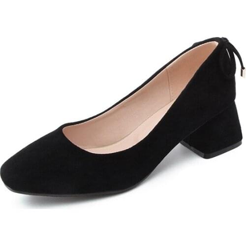 18 years in the spring and autumn period and the kind of comfortable thick with high with square head frosted