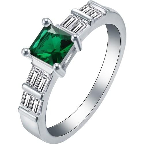 Imitation Emerald New Summer Fashion Square Green Stone Female Ring silver plated Jewelry Vintage Wedding Rings For Women
