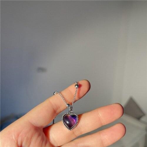 E56A Temperature Sensing Necklace Titanium Steel Choker Heart-Shape Pendant for Women Change to Blue Green Purple Pink Yellow