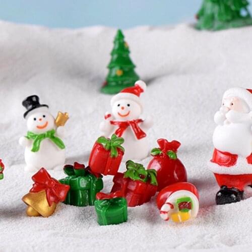 13 Style Christmas Series Mini Resin Ornaments Christmas Tree Elk Stockings Gift Bag Miniature Landscape Decorations Scene Props