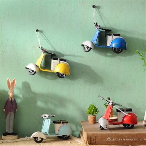 Electric Motorcycle Vintage Motor Bike Bicycle Vespa Retro Iron Handmade Car Models Cabinet Bookshelf Display Decoration Gift