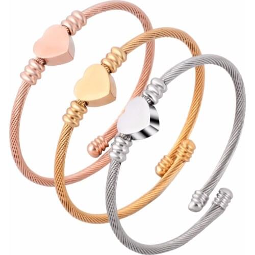Wholesale 316L 3 Tone Women Heart Beaded Charm Stainless Steel Bracelet Cable Wire Stretch Quality Cuff Bangle Dropship
