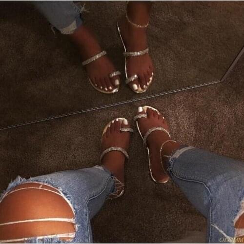 Women fashion wild beach slippers 2020 new rhinestone bright diamond flat sandals flip flop home outdoor travel student slippers