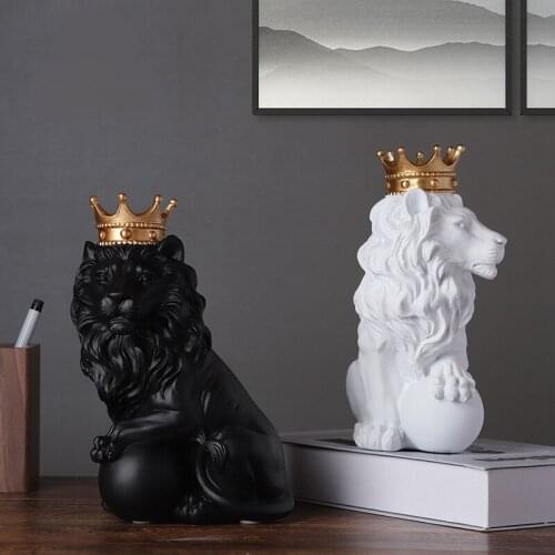 European style crown lion ornaments resin crafts creative home office entrance decoration
