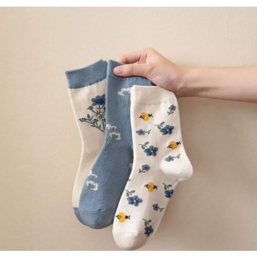2 Pairs Socks Women Pack Japanese Korean Fashion Blue White Patchwork Floral Stripe Flower Middle Tube Cotton Breathable Socken