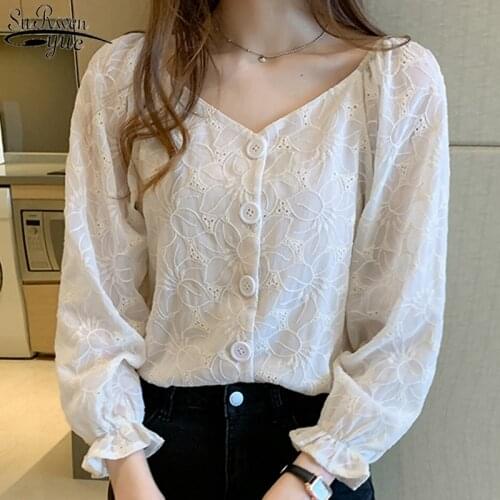 All-match Embroidery Flowers Womens Blouse V-neck Long Sleeve Tops Womens Bottoming Shirt 2021 Autumn New Korean Style 11083