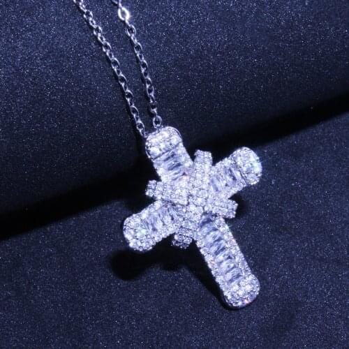 Shiny Cubic Zirconia Silver Plated Cross Pendant Necklaces for Women Trendy Christian Jesus Zircon Necklace Jewelry Gift