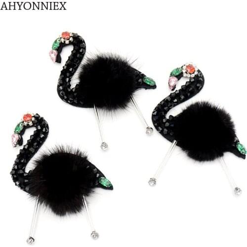 AHYONNIEX 1PC Black soft woollen beads swan patches applique sew on crystal pearl patch for clothes beaded Applique cute patch