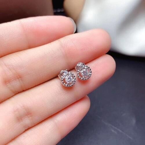 Chic but exquisite 3x3mm size shiny moissanite stud earrings for women real 925 silver gold plated certified gem birthday gift