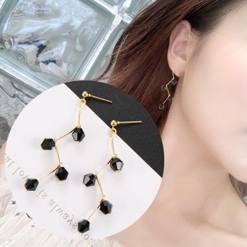 Cool personality sense of style four black pearl earrings fashion jewelry wholesale